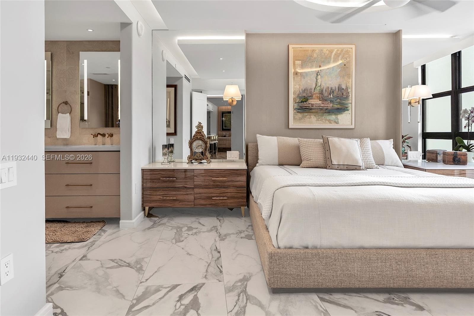 9 Island Ave # 2104, Miami Beach FL 33139 — 30