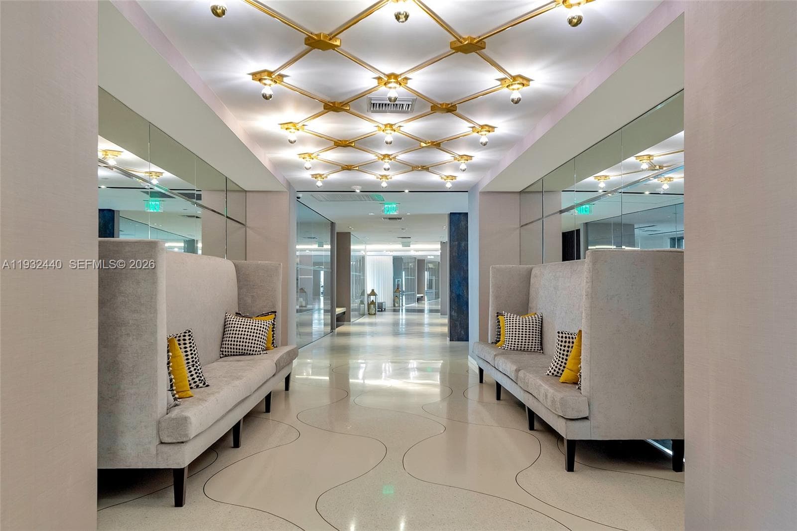 9 Island Ave # 2104, Miami Beach FL 33139 — 44