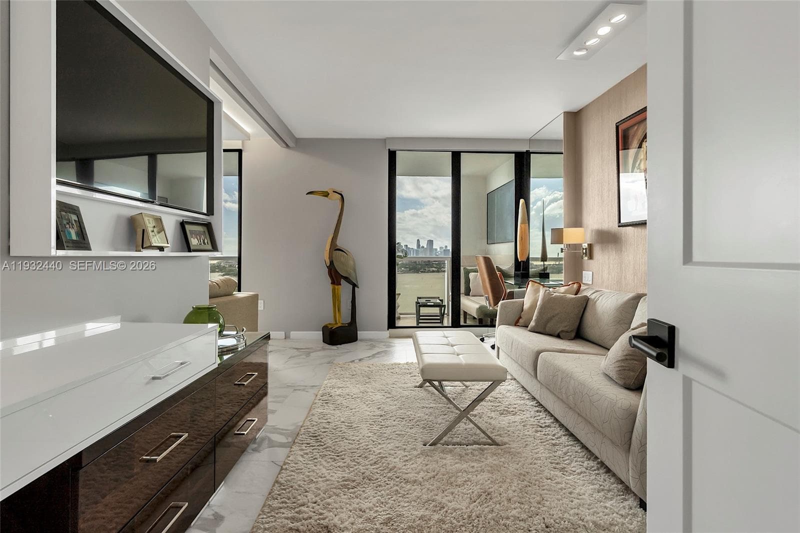 9 Island Ave # 2104, Miami Beach FL 33139 — 29
