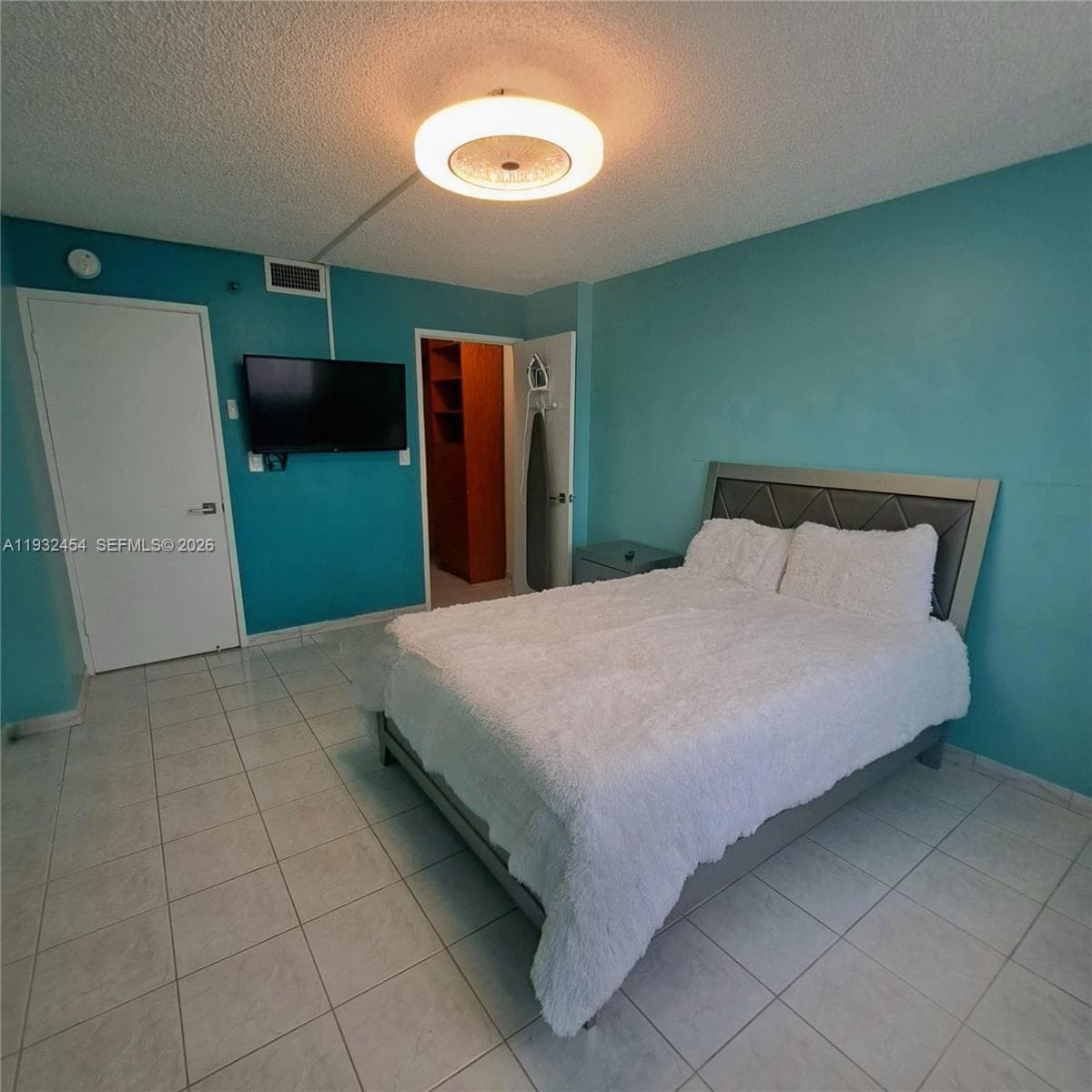 Winston Towers 600 Condo, Sunny Isles Beach, FL — 14