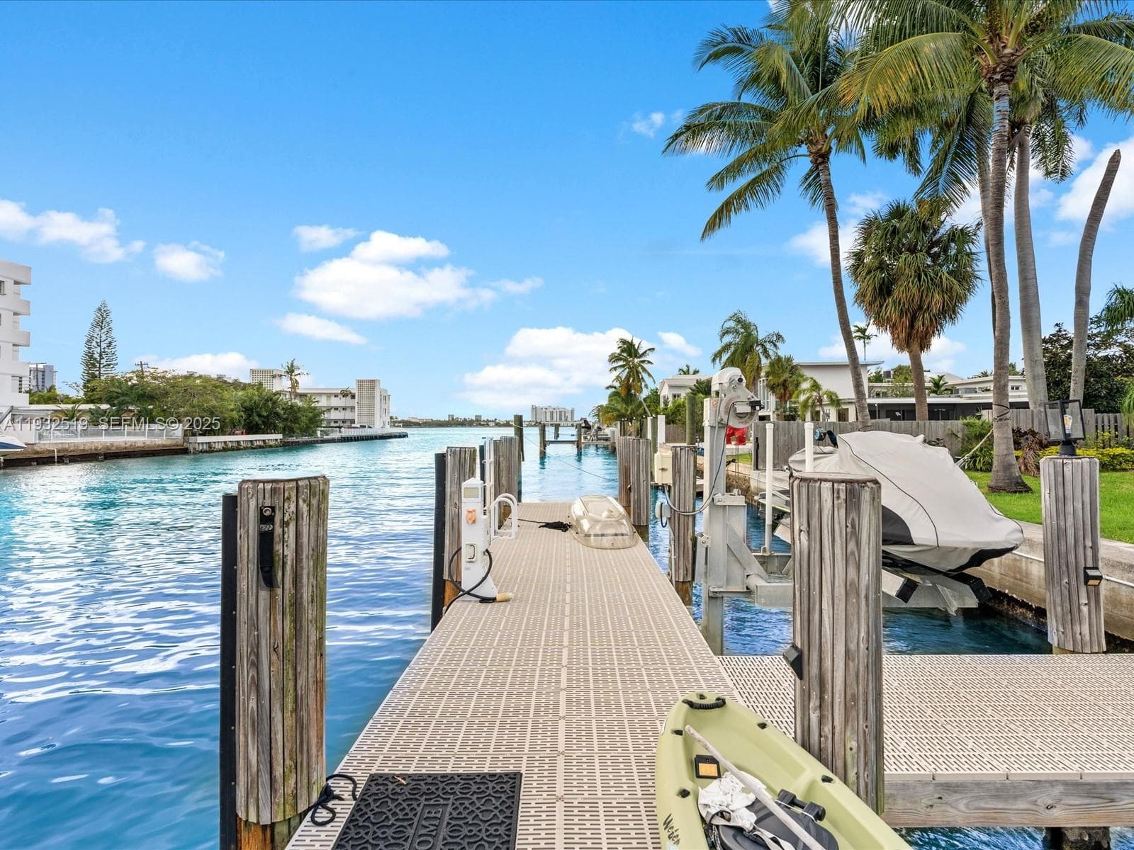 1000 S Shore Dr, Miami Beach FL 33141 — 14