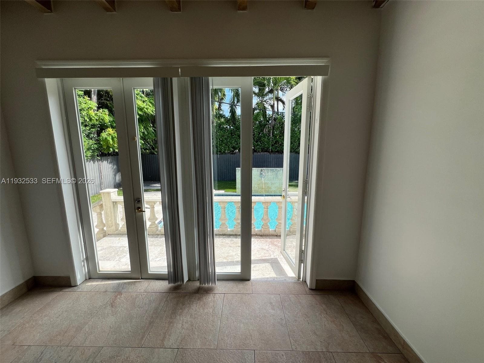 4575 Post Ave, Miami Beach FL 33140 — 13