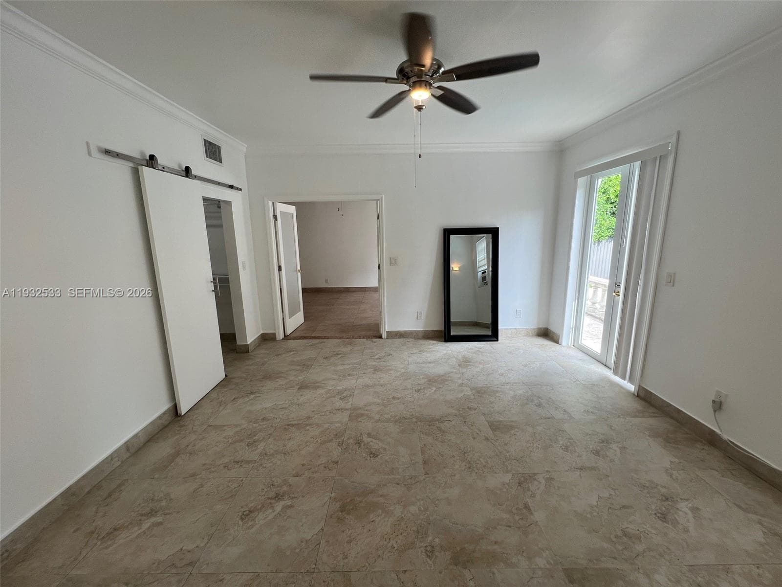 4575 Post Ave, Miami Beach FL 33140 — 17