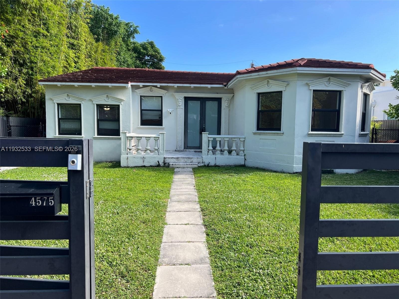 4575 Post Ave, Miami Beach FL 33140 — 53