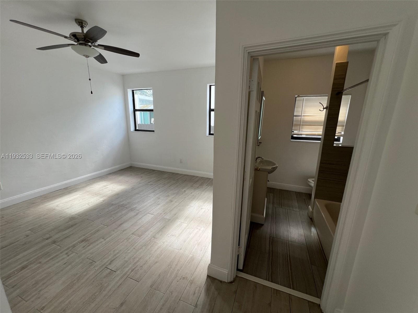 4575 Post Ave, Miami Beach FL 33140 — 32