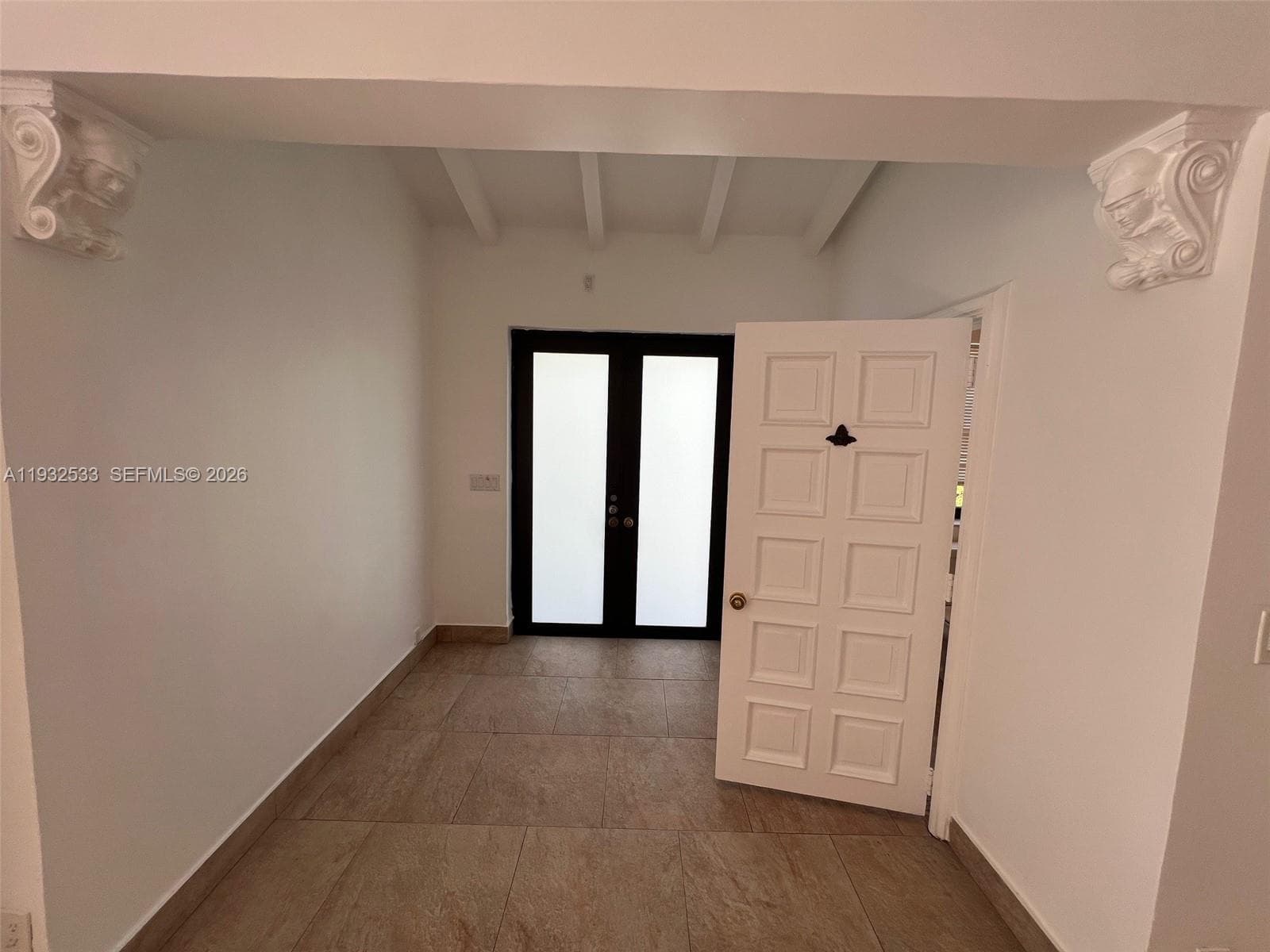 4575 Post Ave, Miami Beach FL 33140 — 5