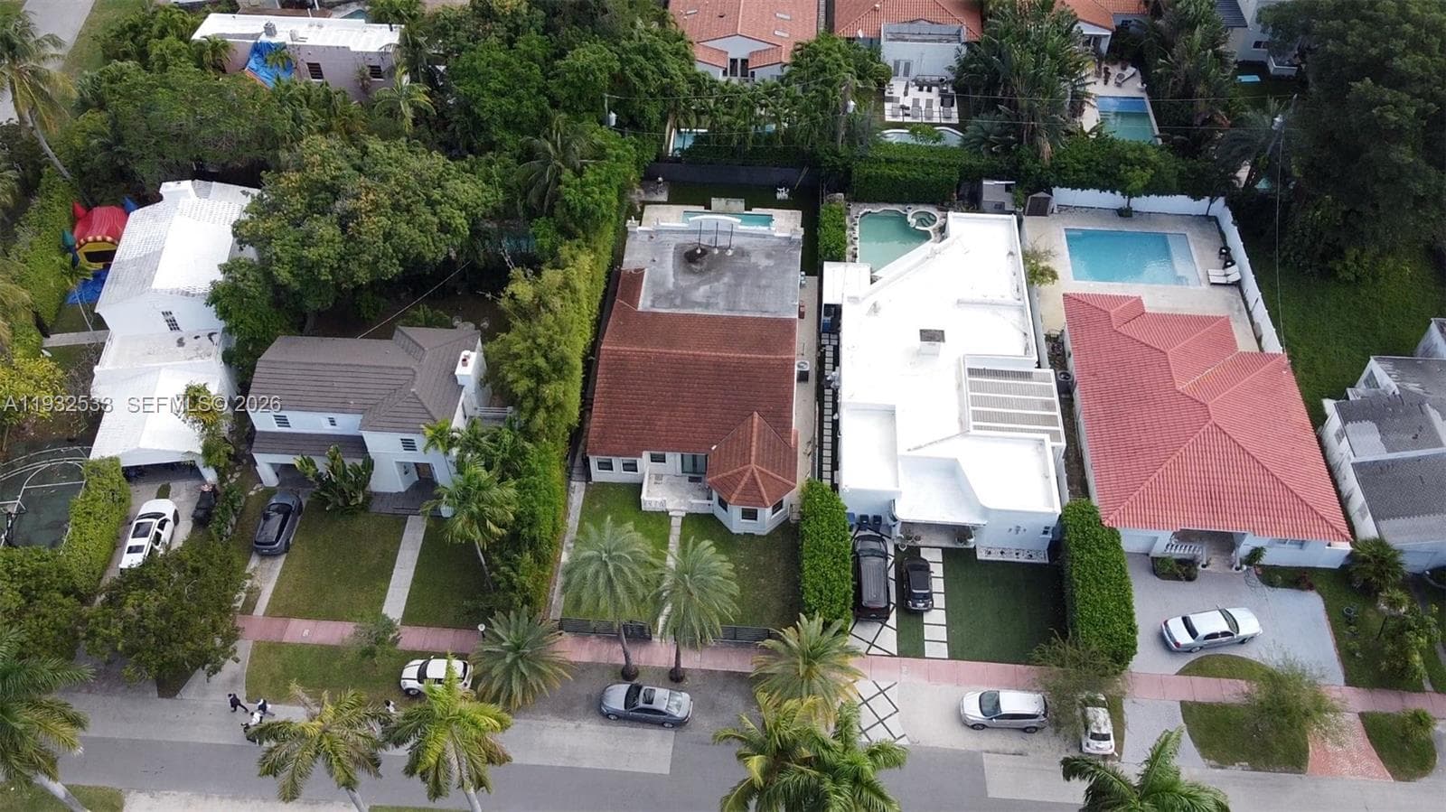 4575 Post Ave, Miami Beach FL 33140 — 49