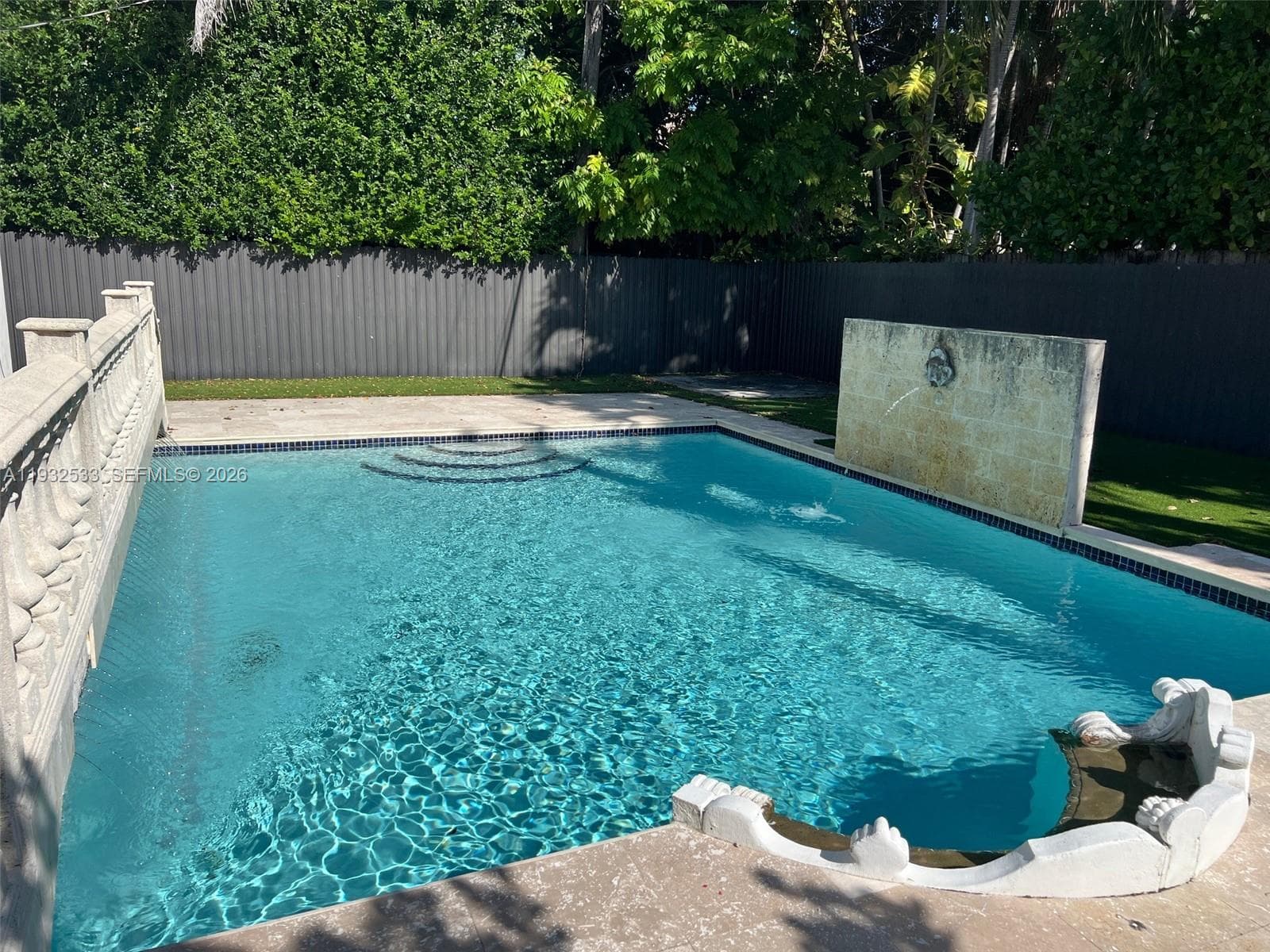 4575 Post Ave, Miami Beach FL 33140 — 54