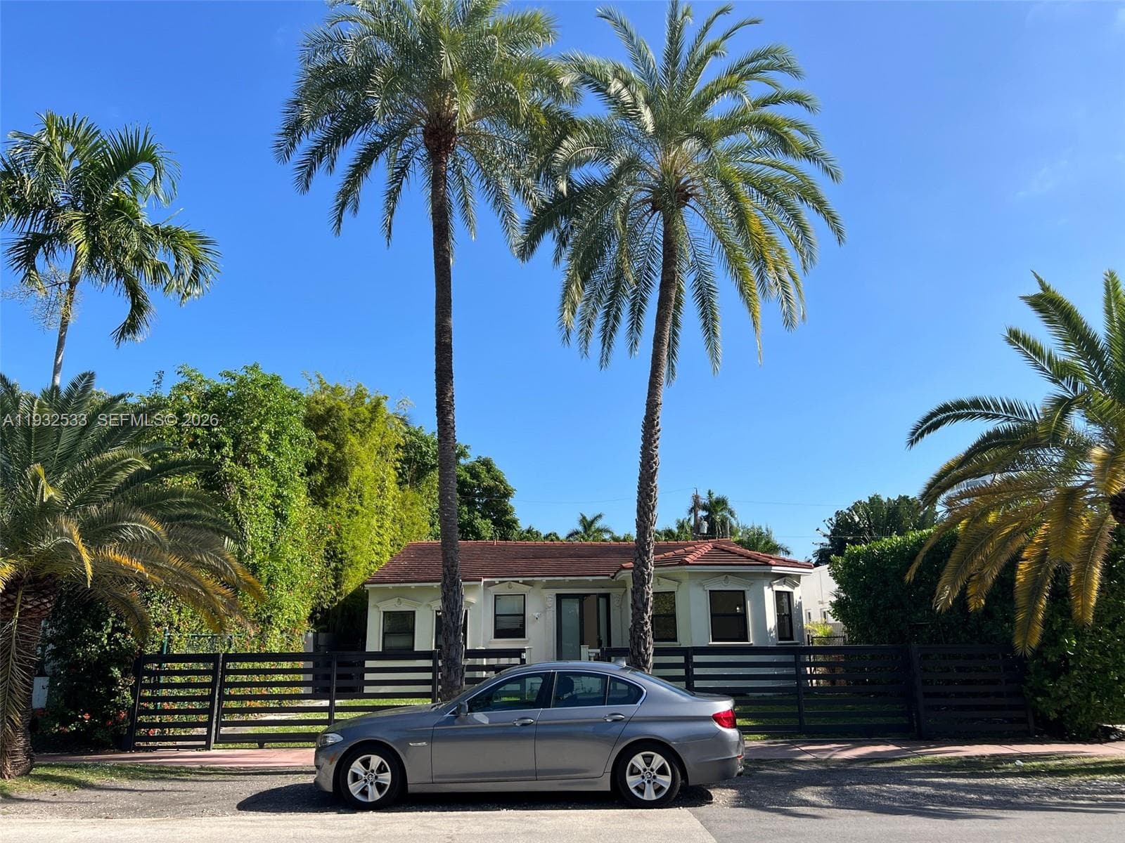 4575 Post Ave, Miami Beach FL 33140 — 50