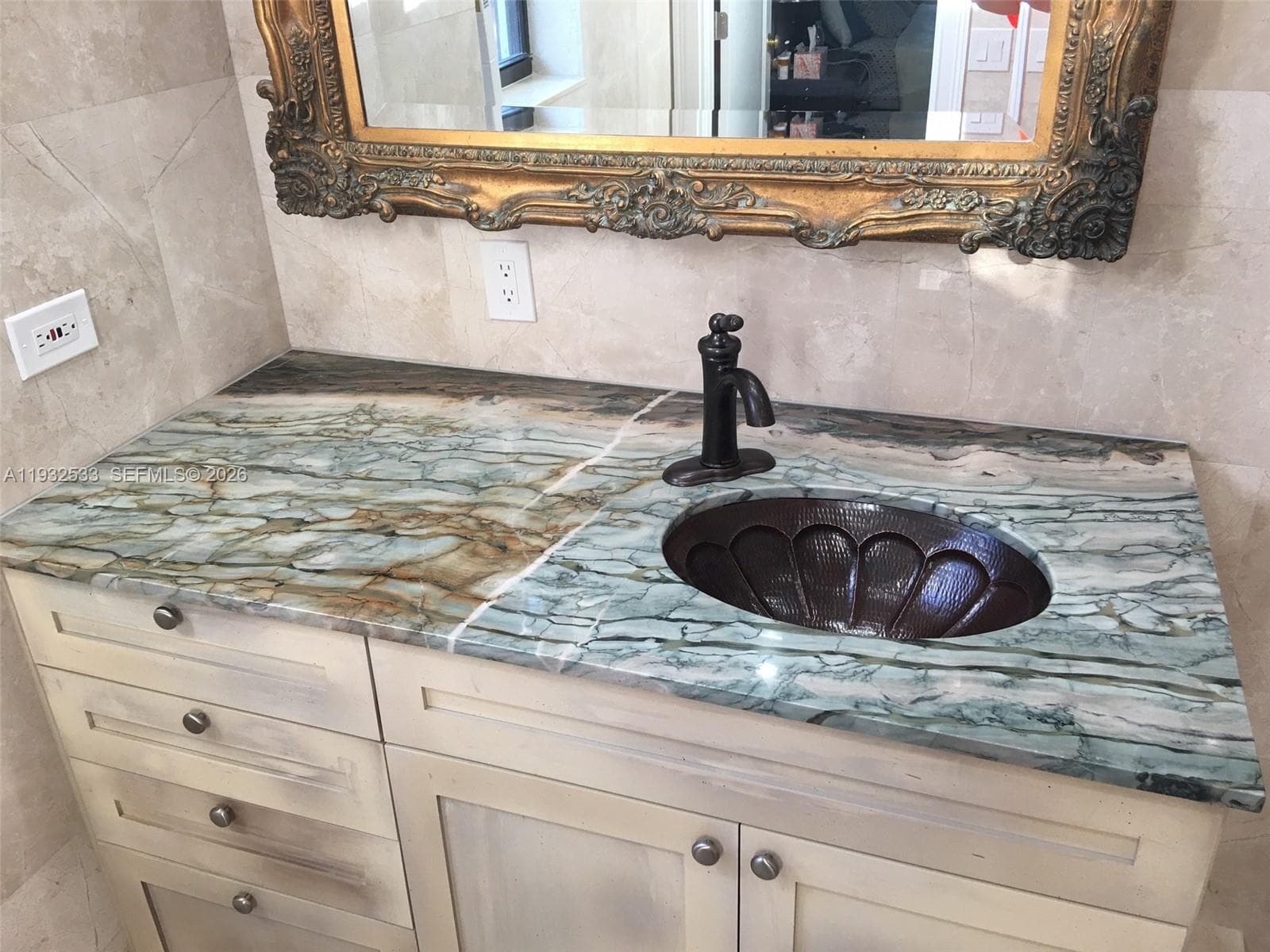 4575 Post Ave, Miami Beach FL 33140 — 19