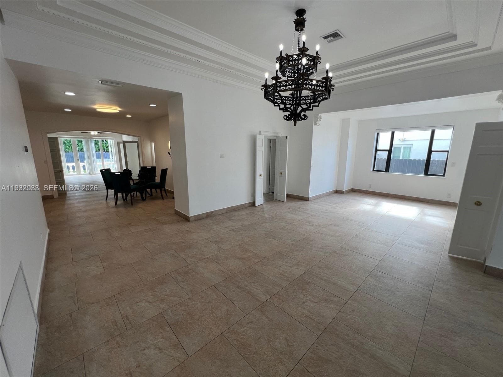 4575 Post Ave, Miami Beach FL 33140 — 8