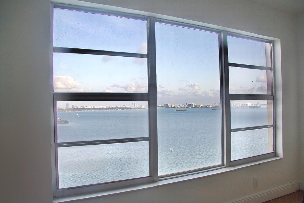 11111 Biscayne Boulevard # 1901, Miami FL 33181 — 10