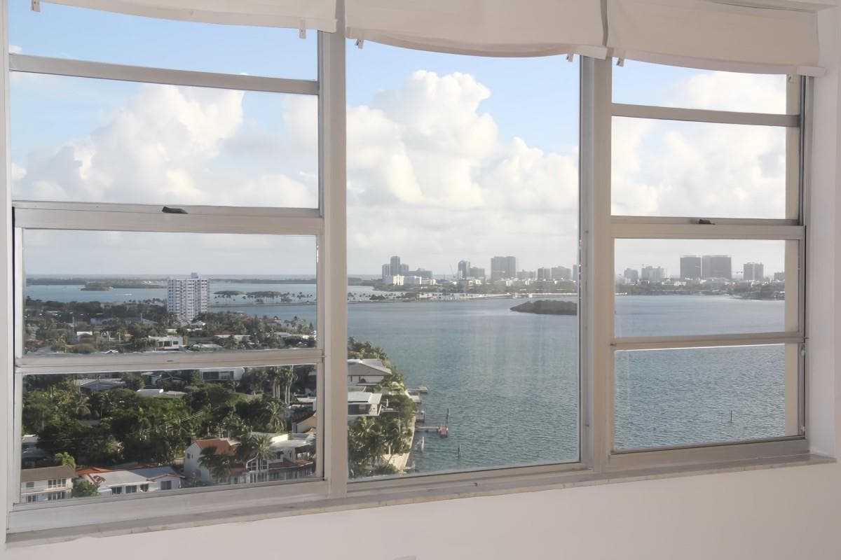 11111 Biscayne Boulevard # 1901, Miami FL 33181 — 4