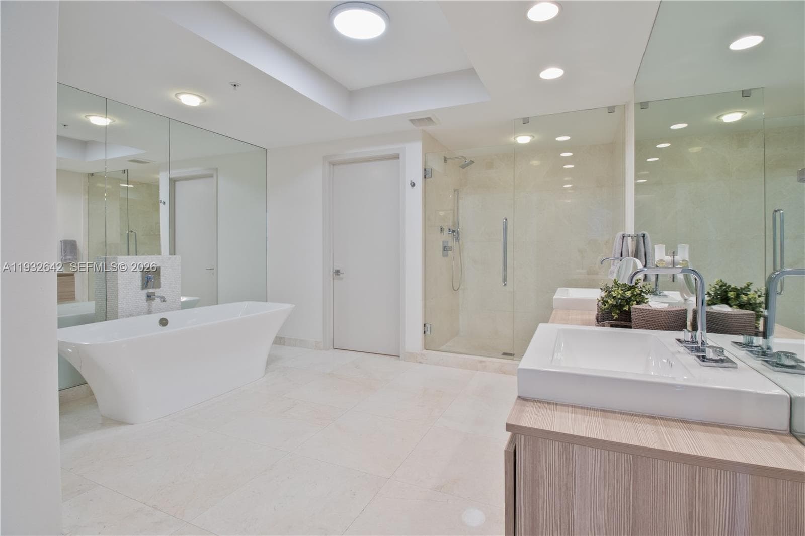 17111 Biscayne Blvd # 410, North Miami Beach FL 33160 — 15