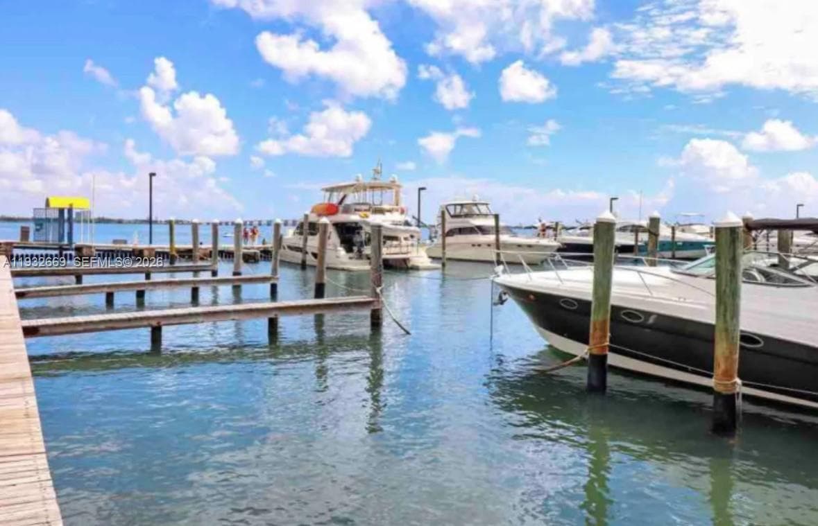 1717 N Bayshore Dr # 1652, Miami FL 33132 — 27