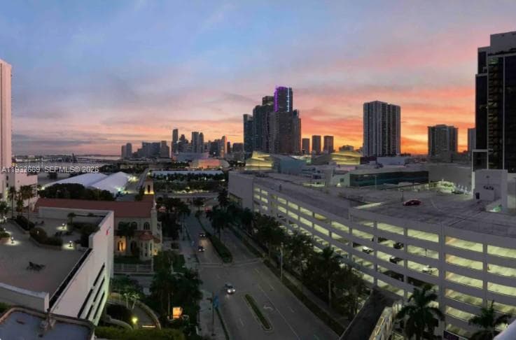 1717 N Bayshore Dr # 1652, Miami FL 33132 — 2
