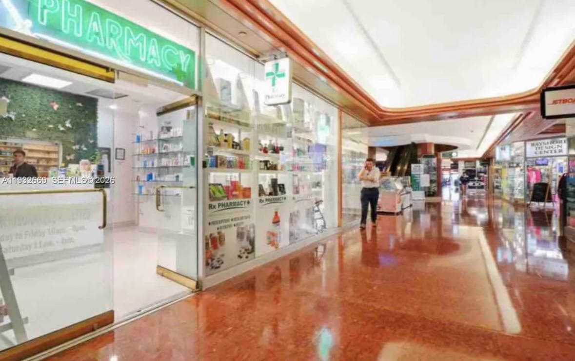 1717 N Bayshore Dr # 1652, Miami FL 33132 — 25
