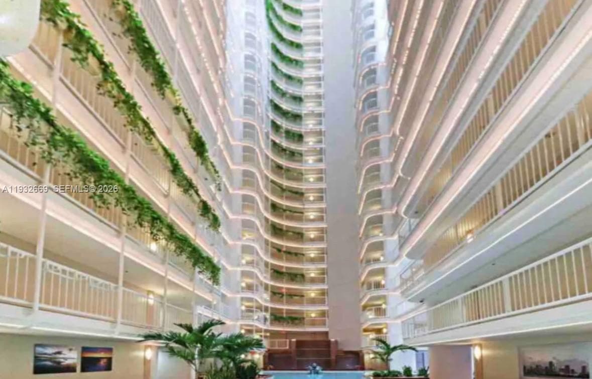1717 N Bayshore Dr # 1652, Miami FL 33132 — 21
