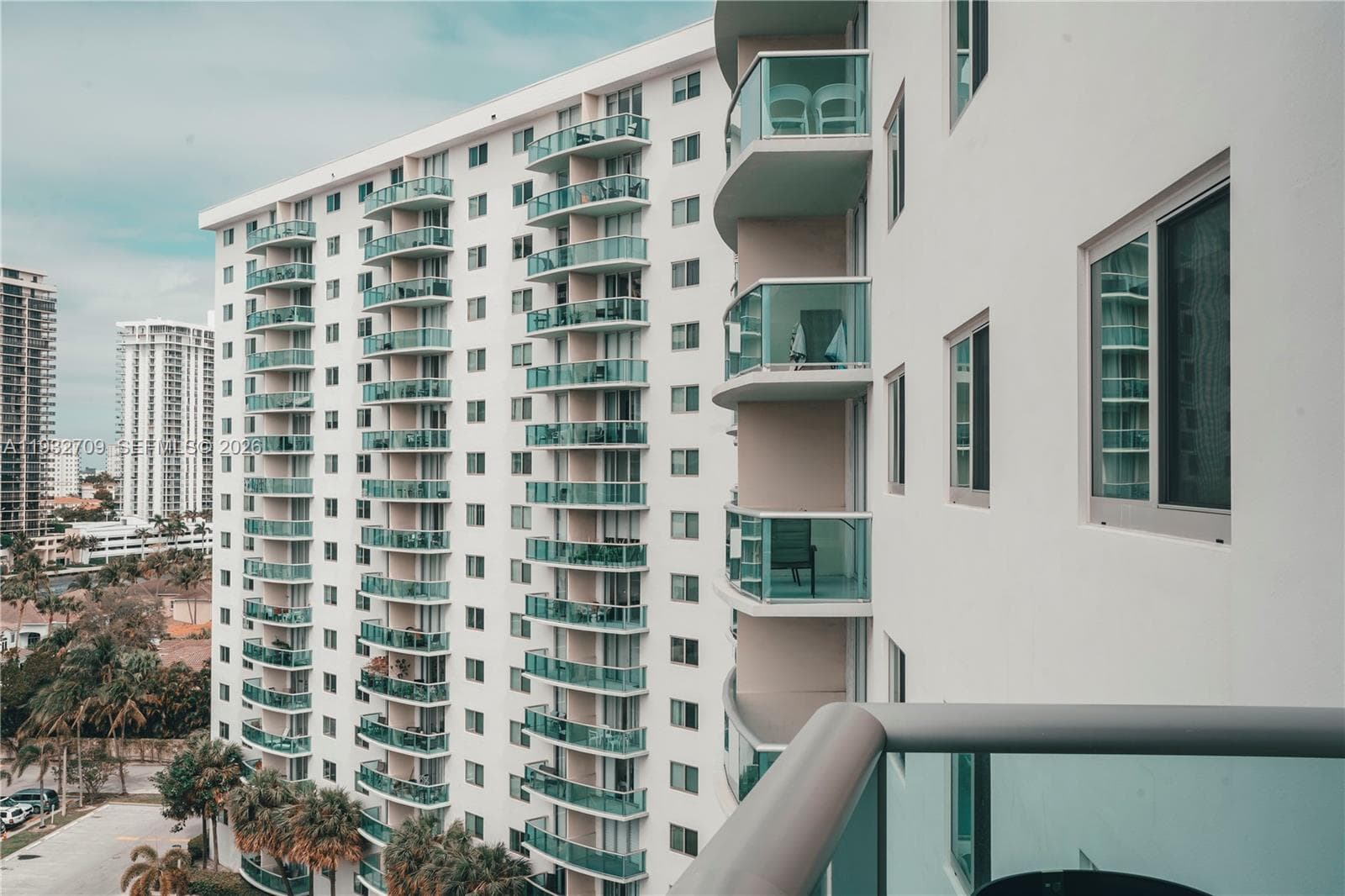 19380 Collins Ave # 1003, Sunny Isles Beach FL 33160 — 32