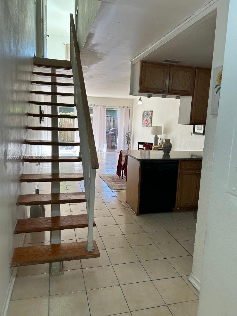 15385 S Dixie Hwy 22 Hwy, Palmetto Bay FL 33157 — 2