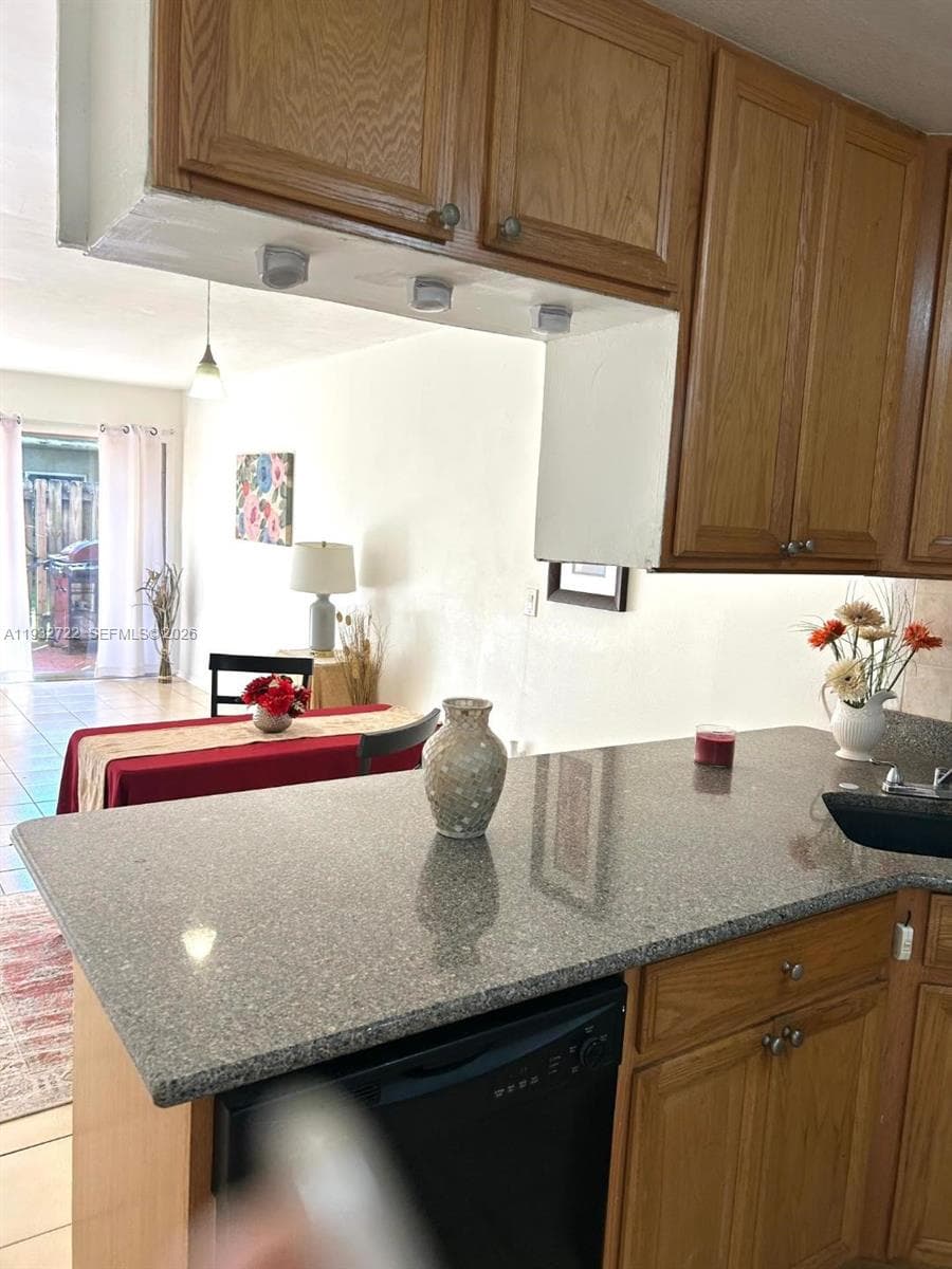15385 S Dixie Hwy 22 Hwy, Palmetto Bay FL 33157 — 3
