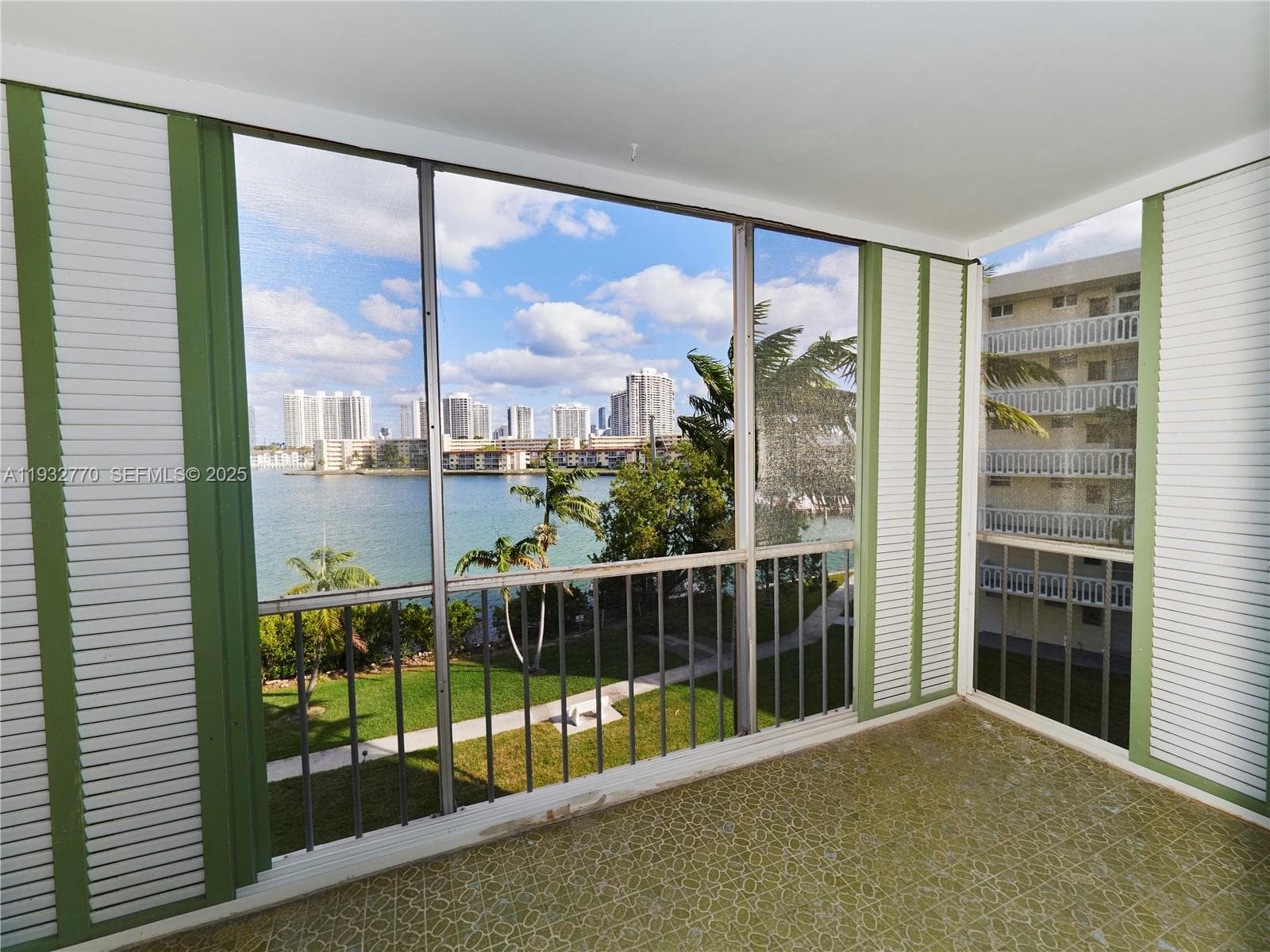 2861 Leonard Dr # F412, Aventura FL 33160 — 27
