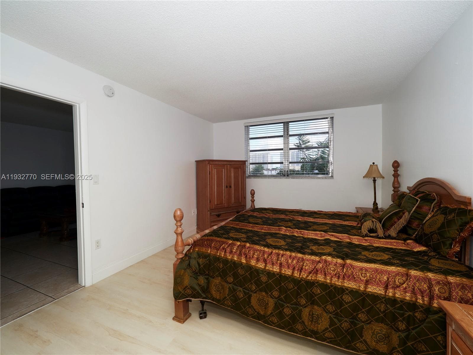 2861 Leonard Dr # F412, Aventura FL 33160 — 17