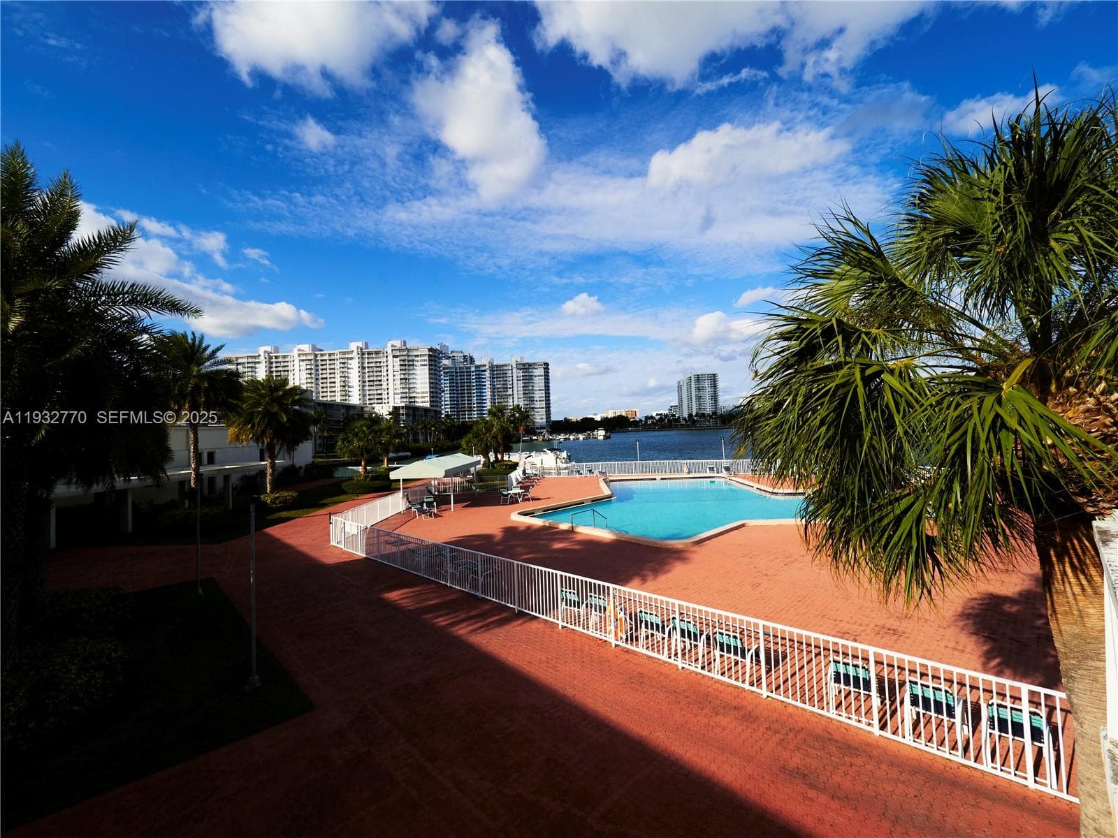 2861 Leonard Dr # F412, Aventura FL 33160 — 36