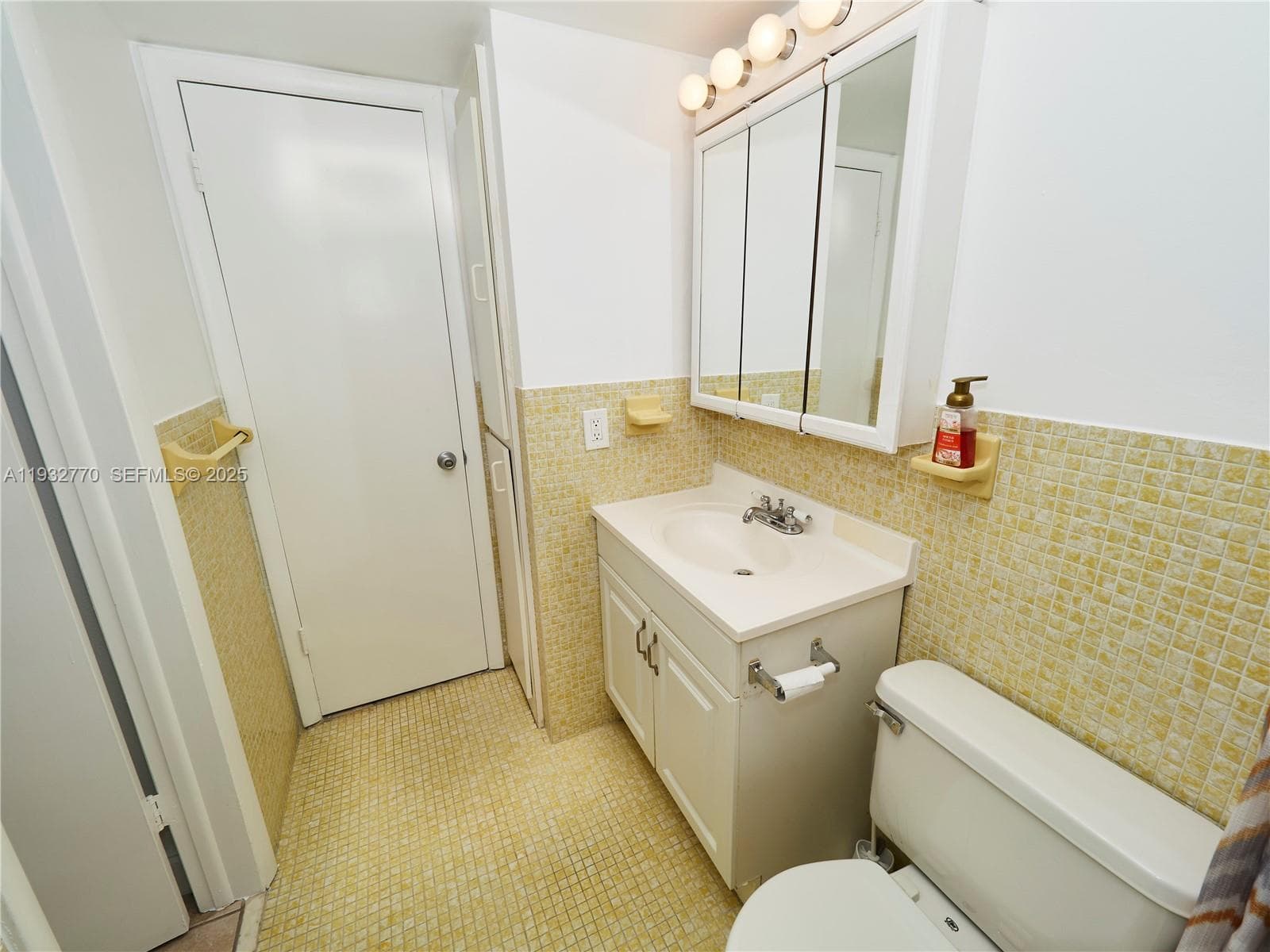 2861 Leonard Dr # F412, Aventura FL 33160 — 24