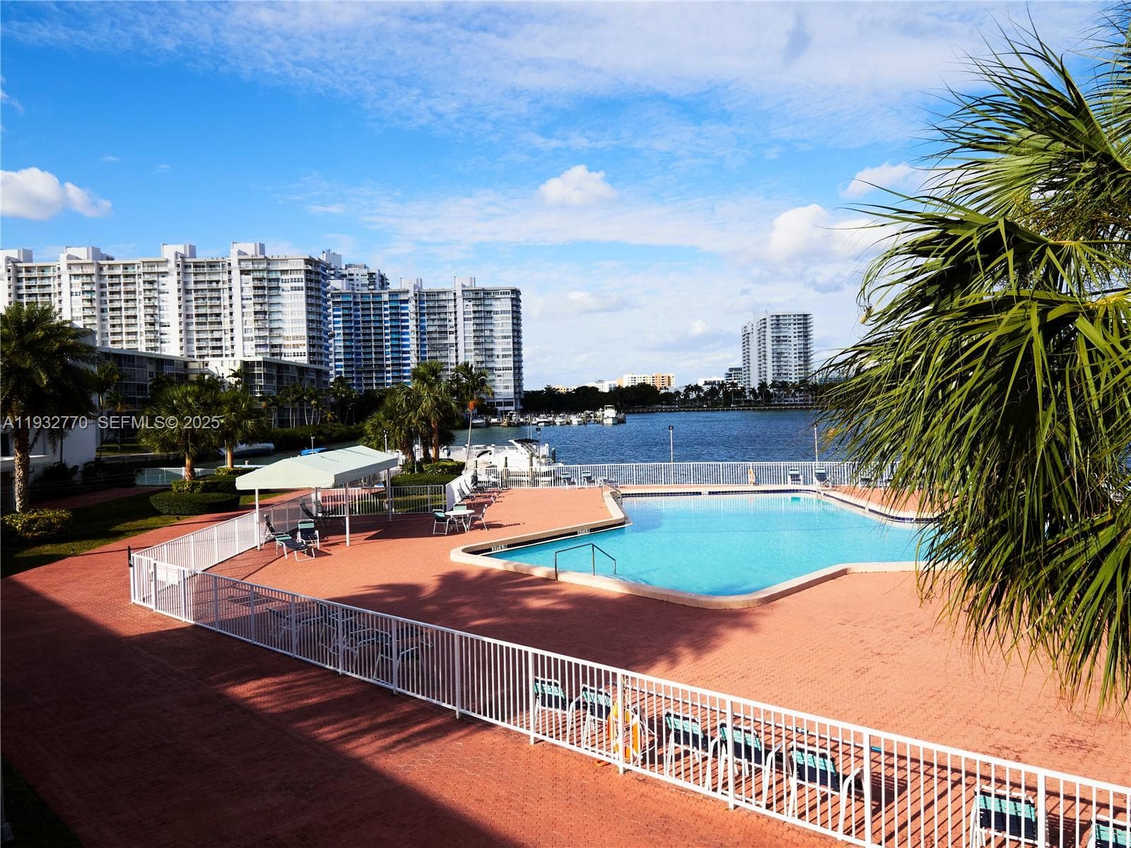 2861 Leonard Dr # F412, Aventura FL 33160 — 37