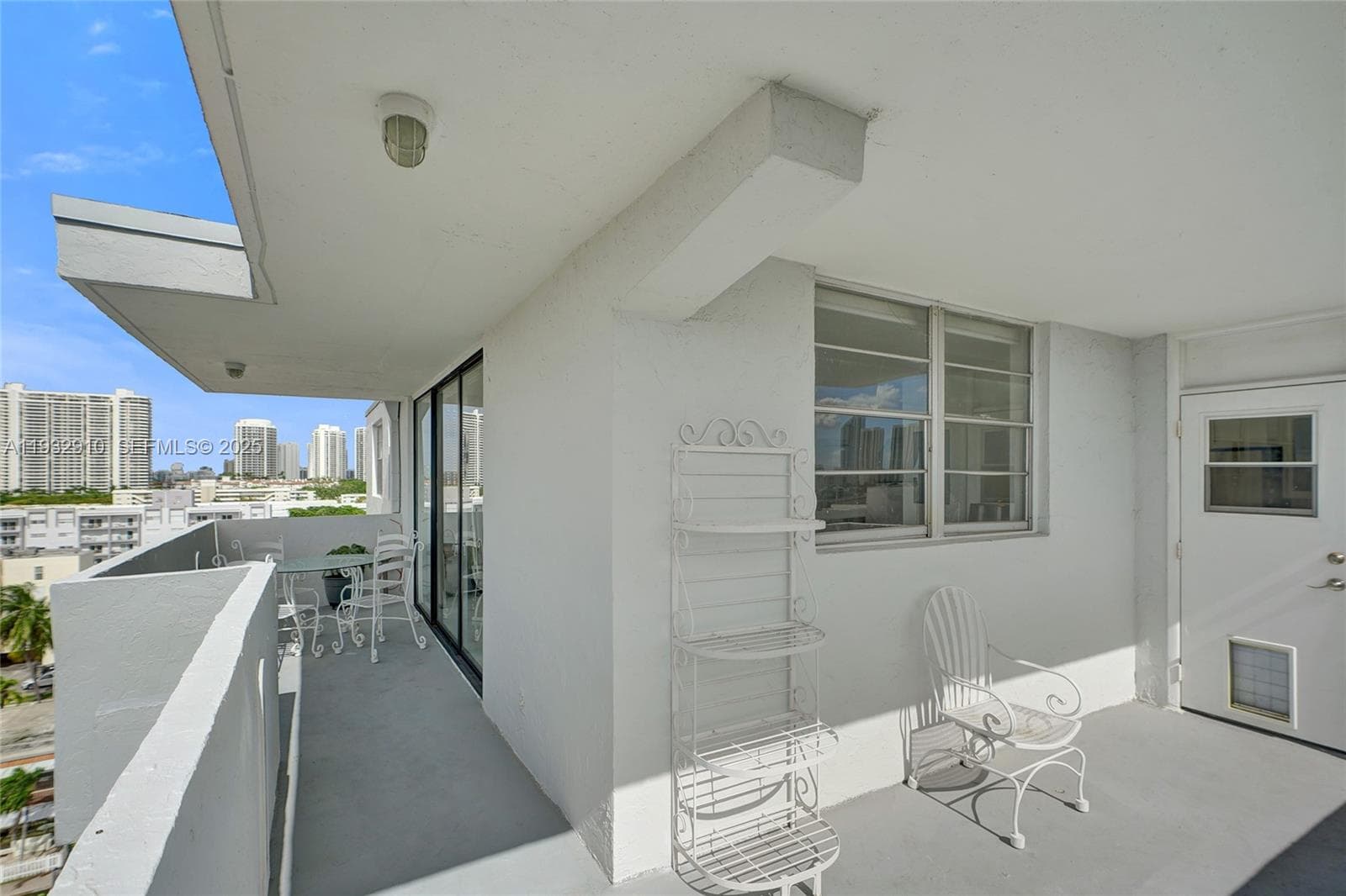 3703 NE 166th St, North Miami Beach FL 33160 — 16