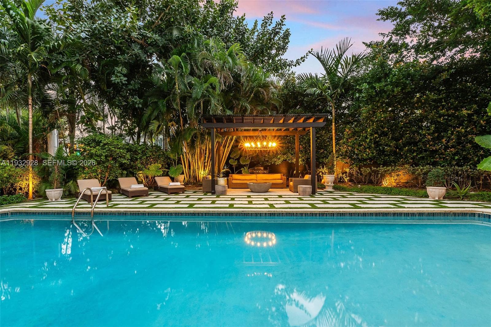 680 Buttonwood Ln, Miami FL 33137 — 2