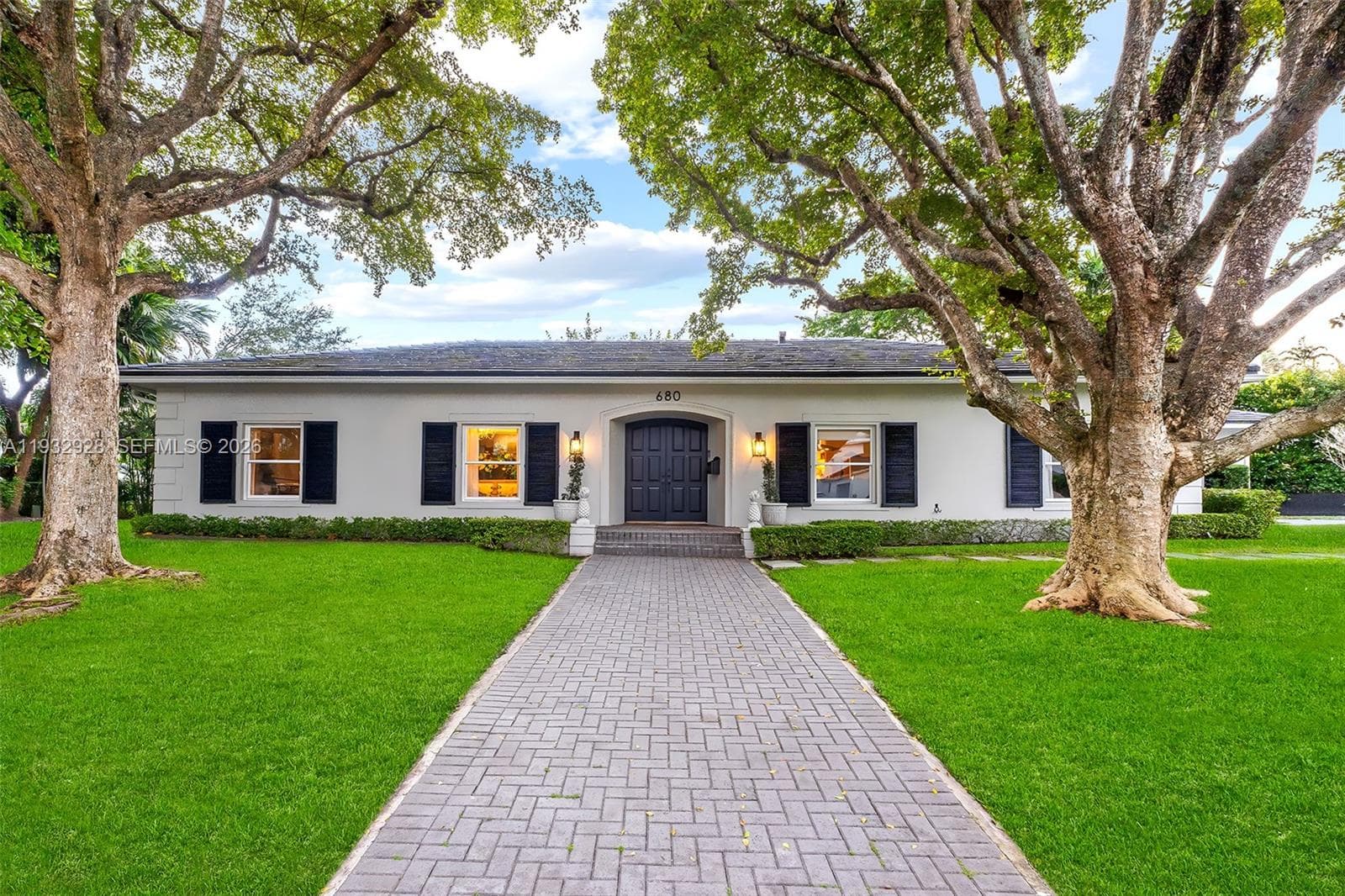 680 Buttonwood Ln, Miami FL 33137 — 1
