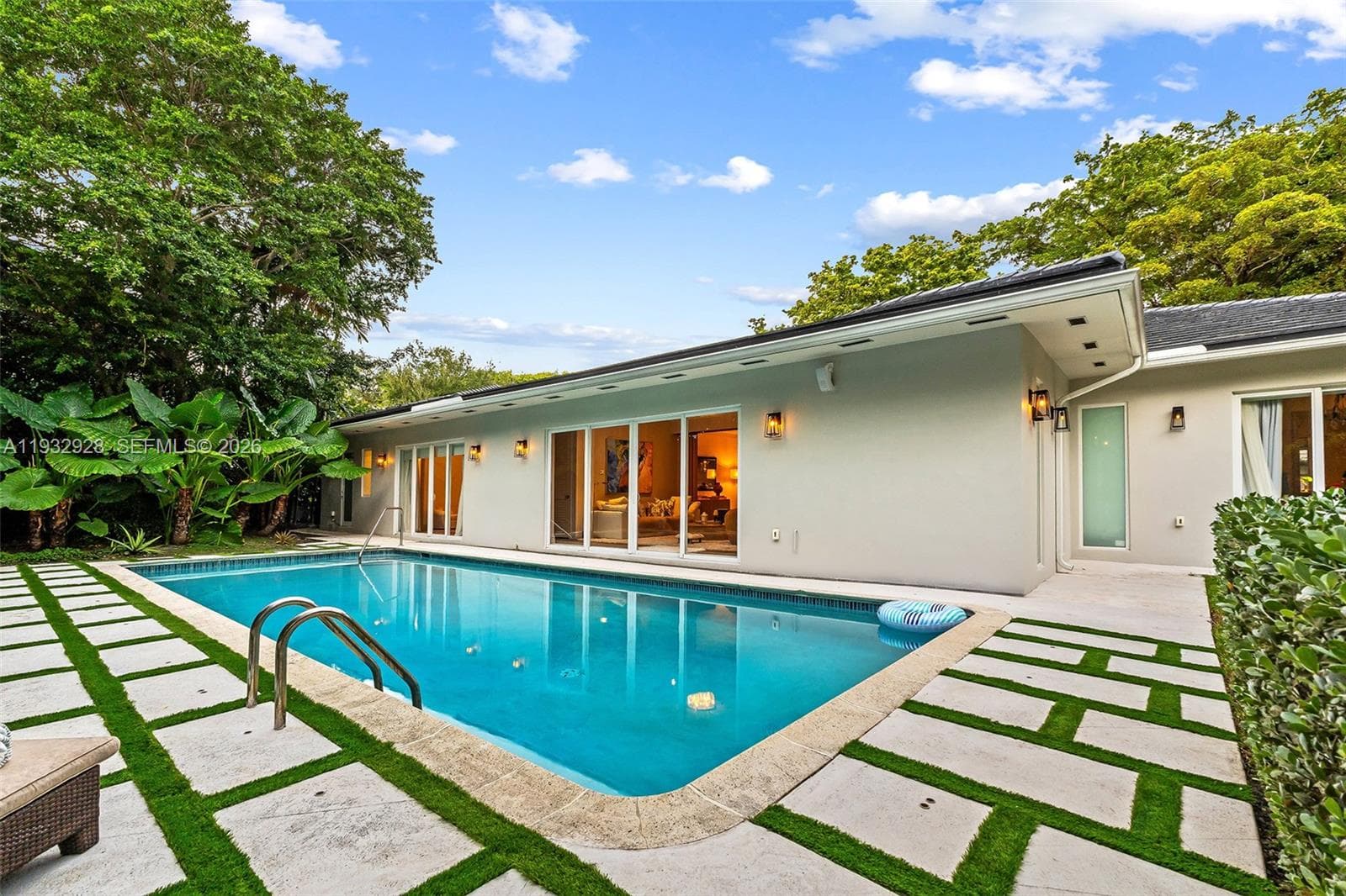 680 Buttonwood Ln, Miami FL 33137 — 59