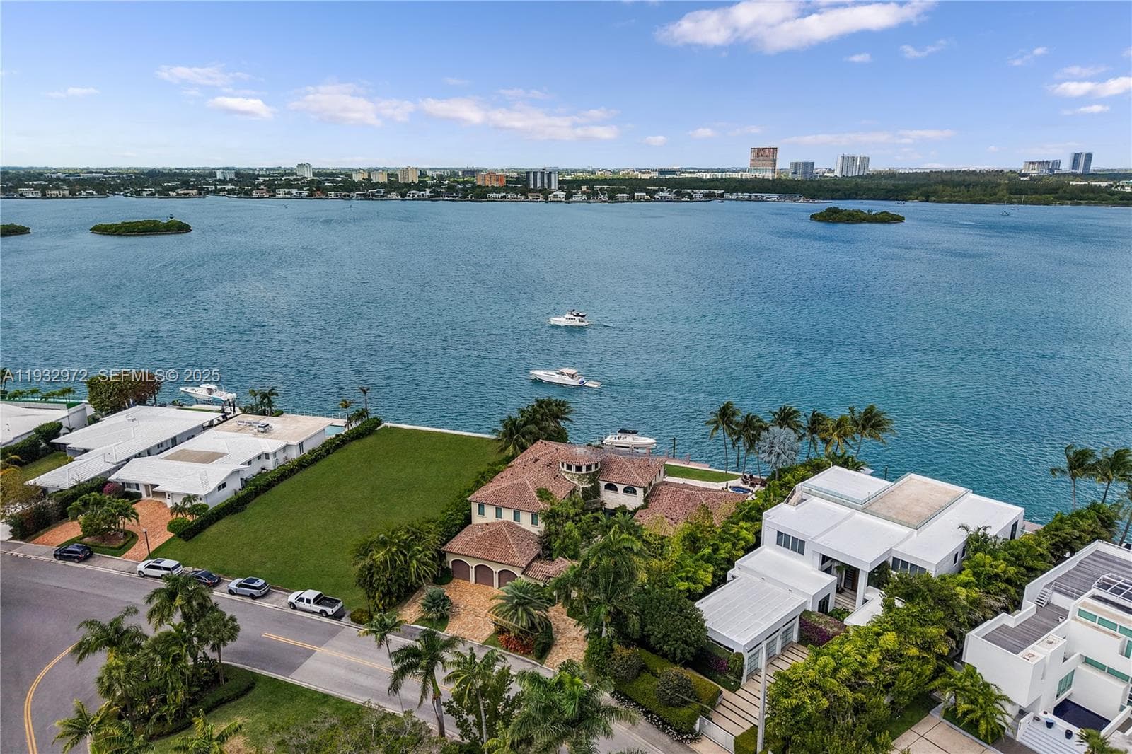 10330 W Broadview Dr, Bay Harbor Islands FL 33154 — 33
