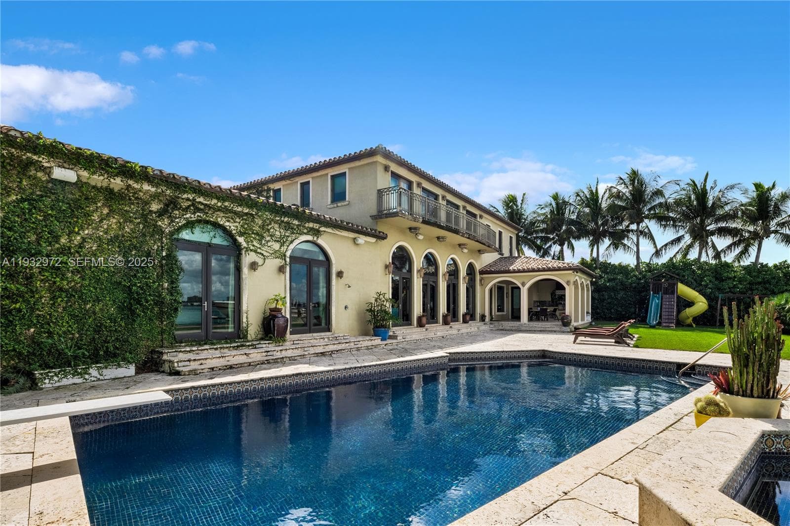 10330 W Broadview Dr, Bay Harbor Islands FL 33154 — 25