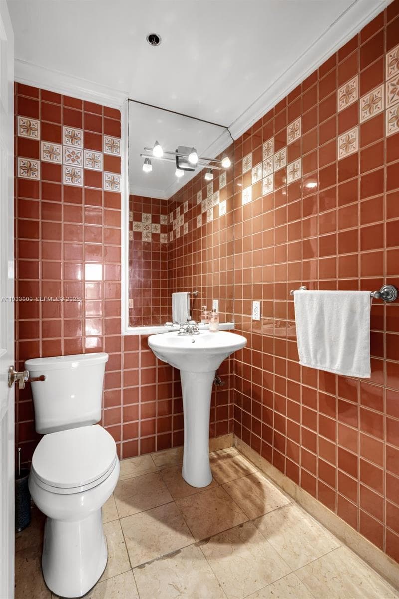 2124 Fisher Island Dr # 2124, Miami Beach FL 33109 — 23