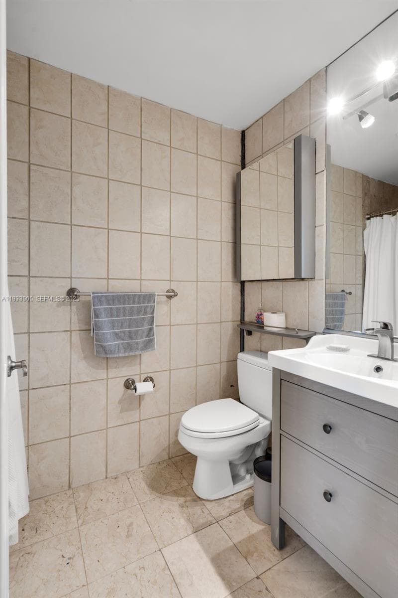 2124 Fisher Island Dr # 2124, Miami Beach FL 33109 — 30