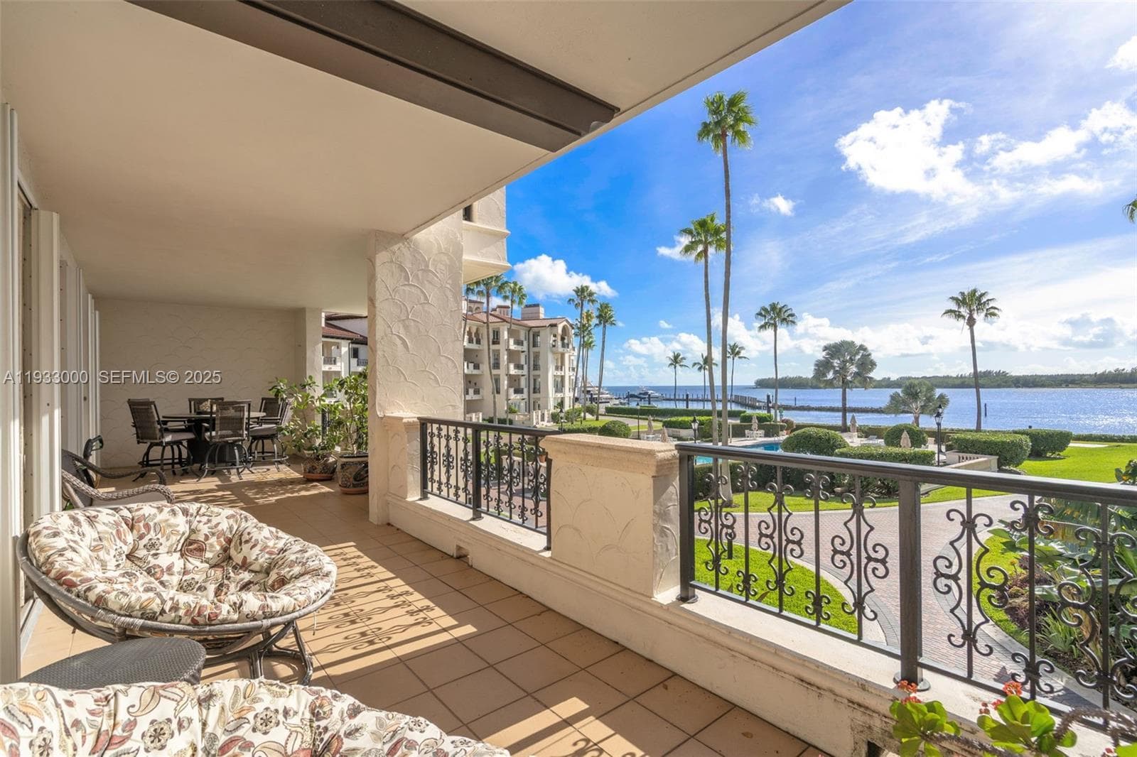 2124 Fisher Island Dr # 2124, Miami Beach FL 33109 — 33