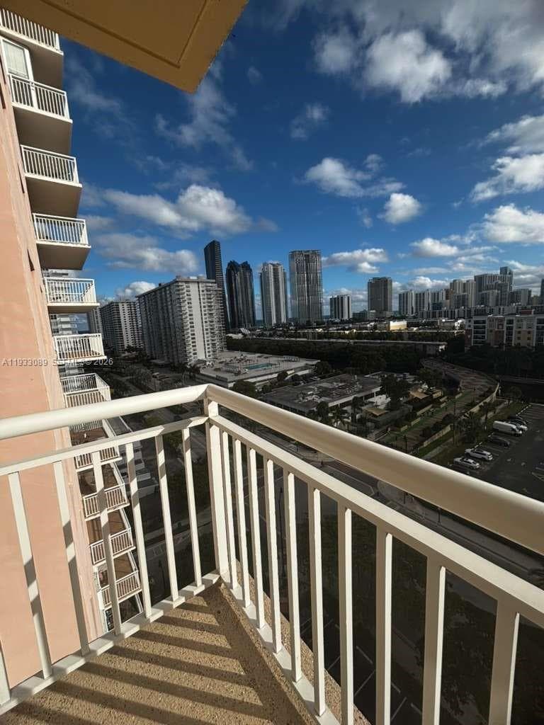 251 174th St # 1215, Sunny Isles Beach FL 33160 — 22