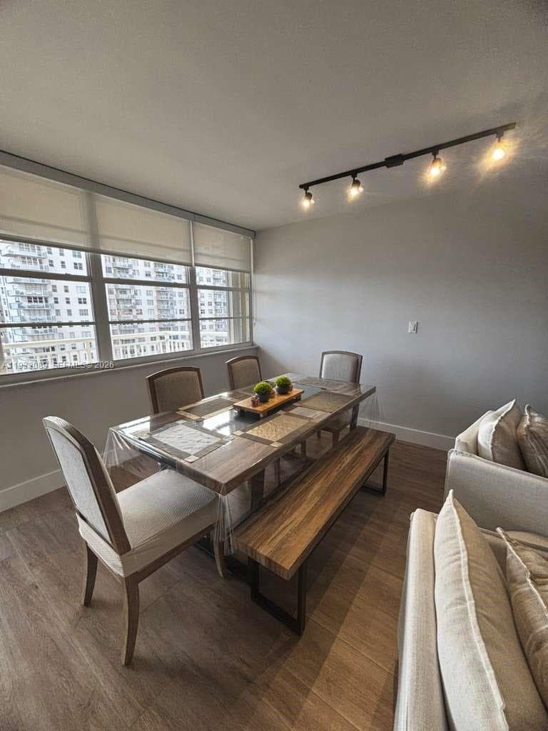 251 174th St # 1215, Sunny Isles Beach FL 33160 — 9