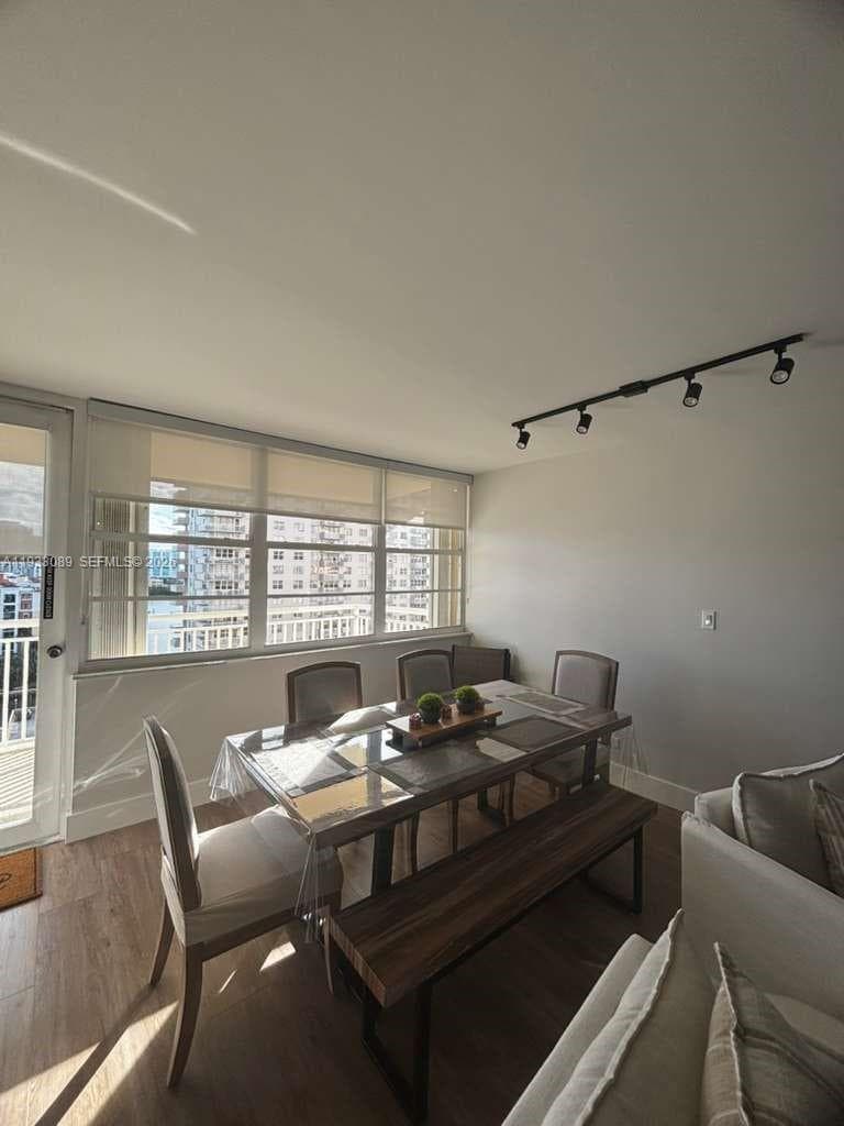 251 174th St # 1215, Sunny Isles Beach FL 33160 — 8
