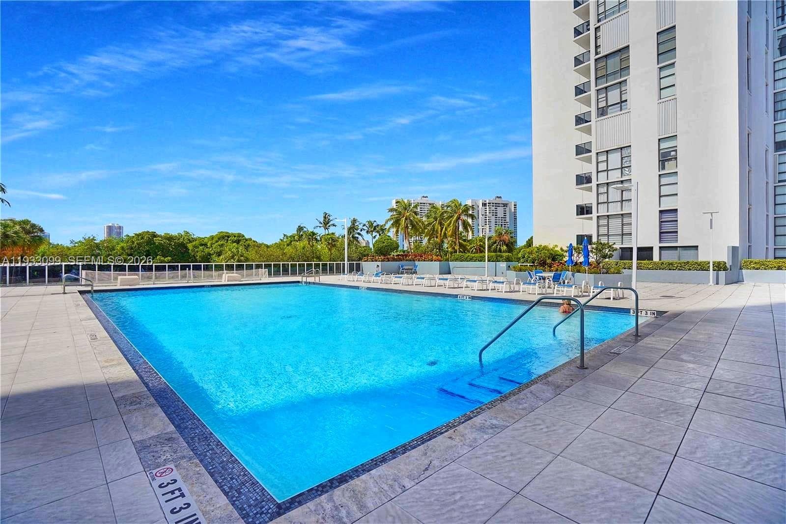 3625 N Country Club Dr # 309, Aventura FL 33180 — 56