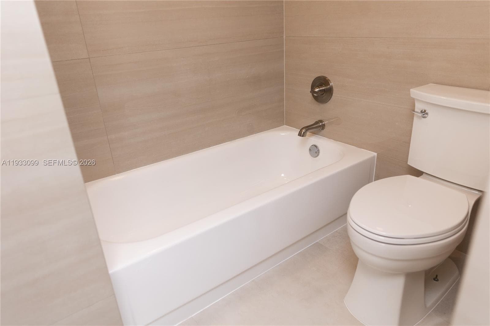 3625 N Country Club Dr # 309, Aventura FL 33180 — 10