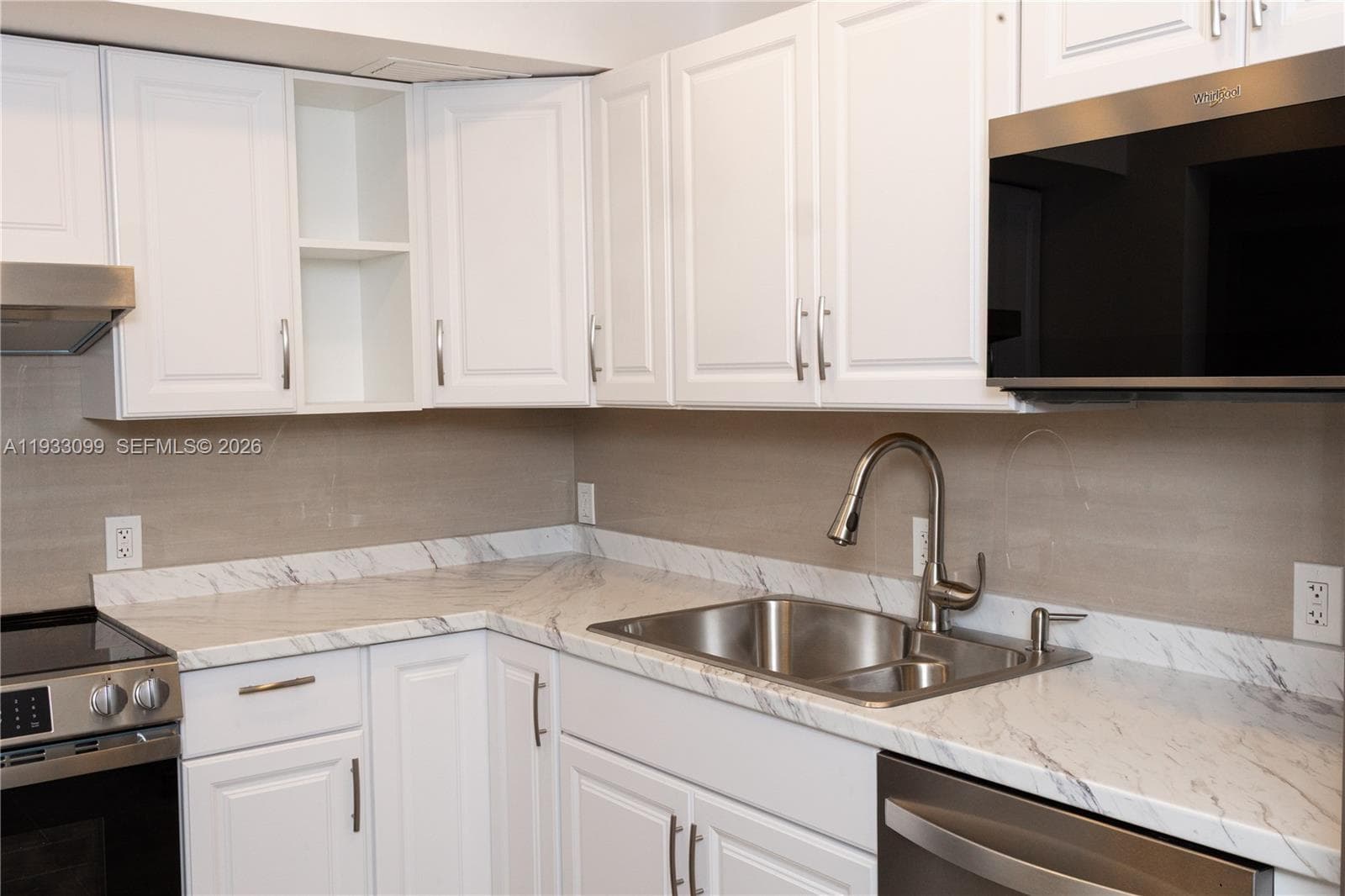 3625 N Country Club Dr # 309, Aventura FL 33180 — 44