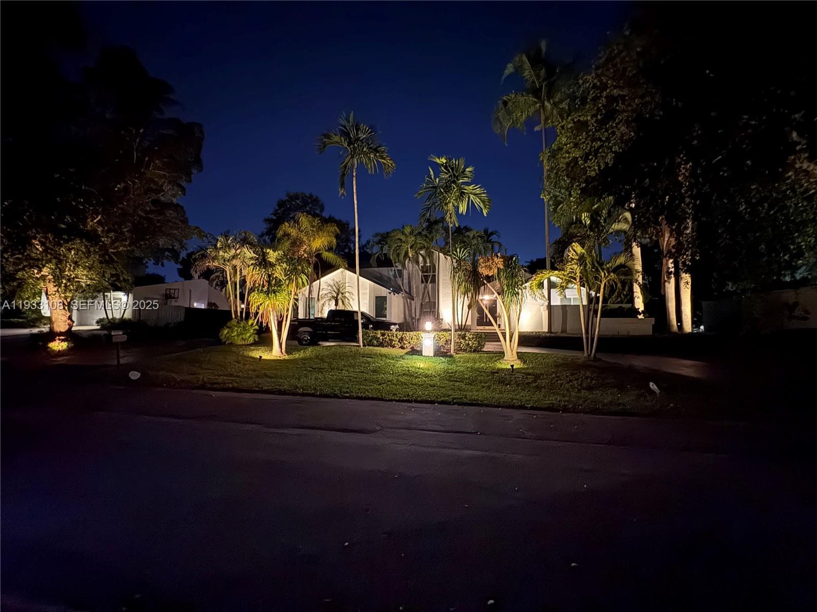8265 SW 176th Ter, Palmetto Bay FL 33157 — 1