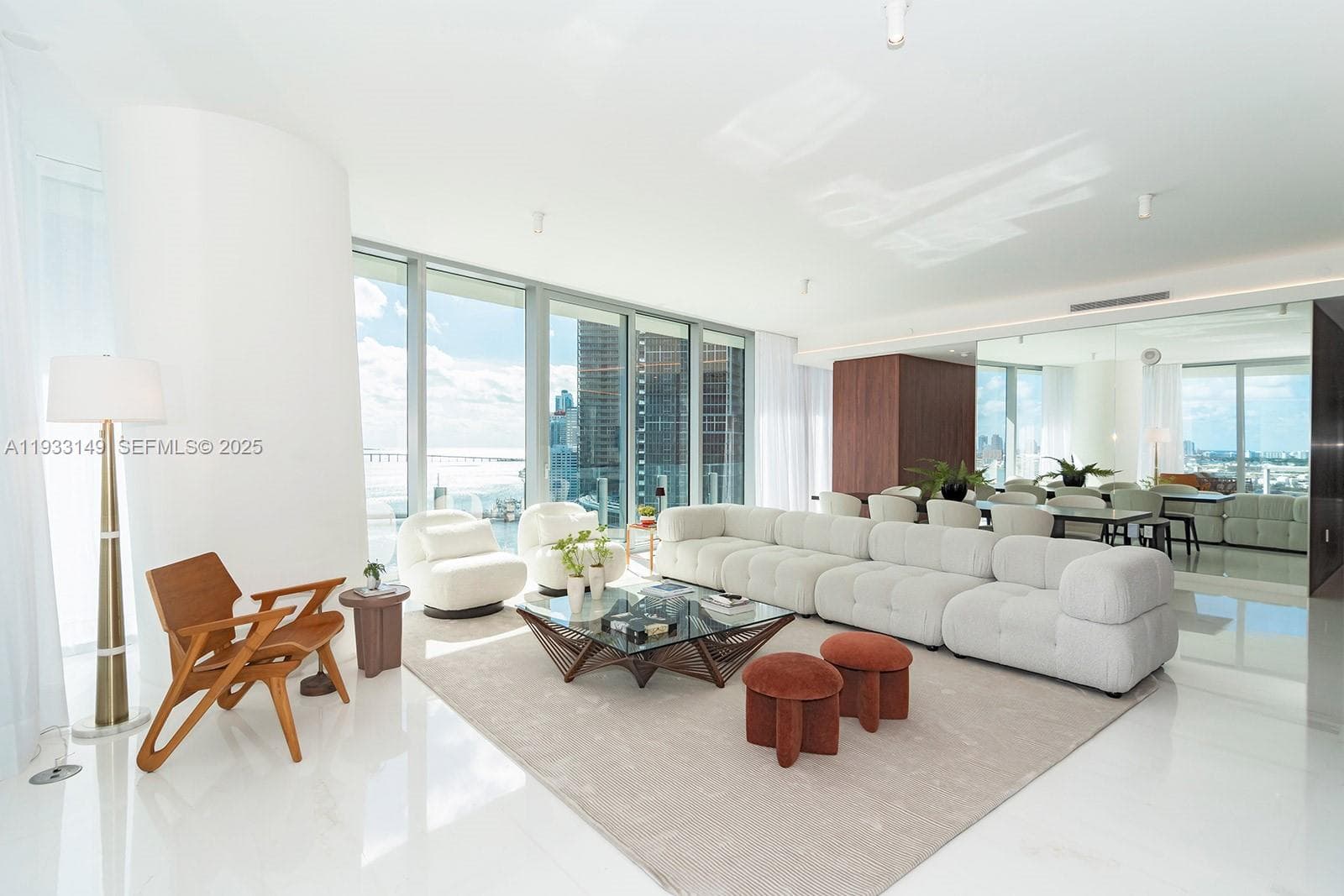 300 Biscayne Blvd Way # 1901, Miami FL 33131 — 10