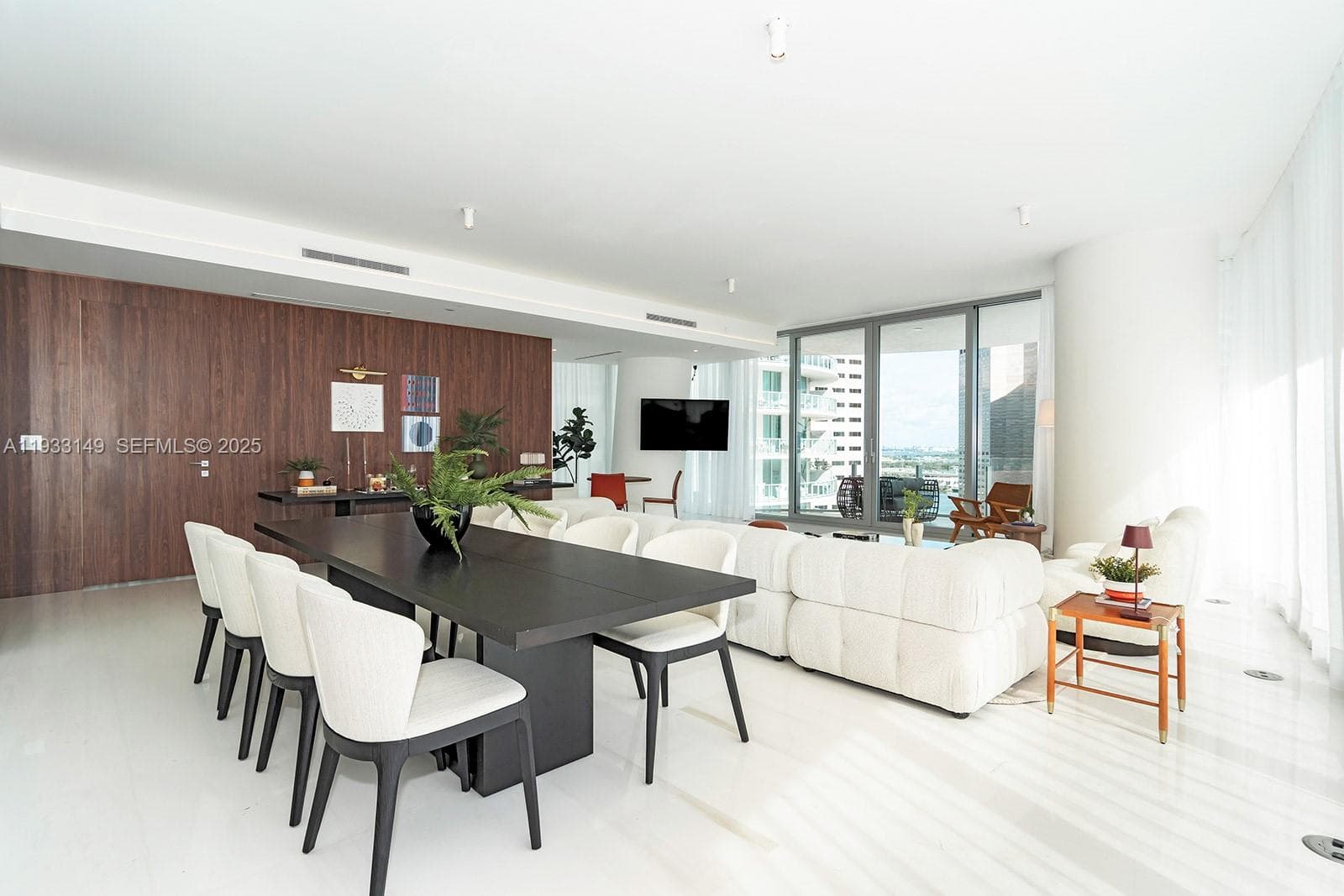 300 Biscayne Blvd Way # 1901, Miami FL 33131 — 15