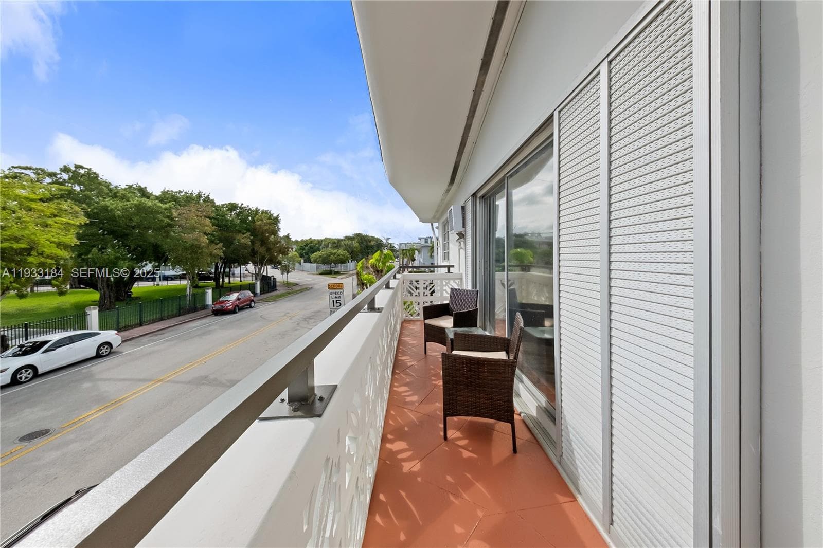 8040 Tatum Waterway Dr # 11, Miami Beach FL 33141 — 27
