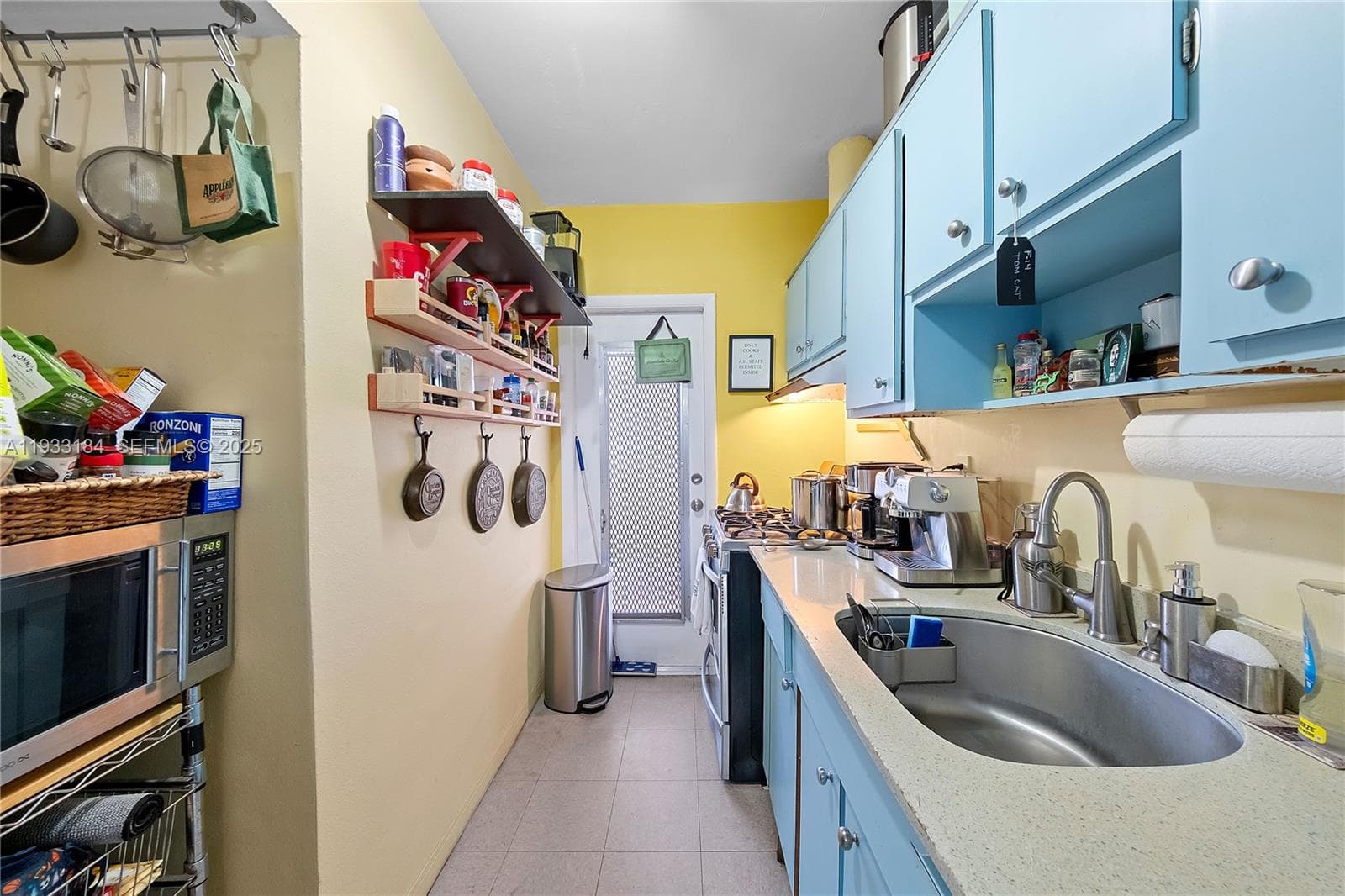 8040 Tatum Waterway Dr # 11, Miami Beach FL 33141 — 19
